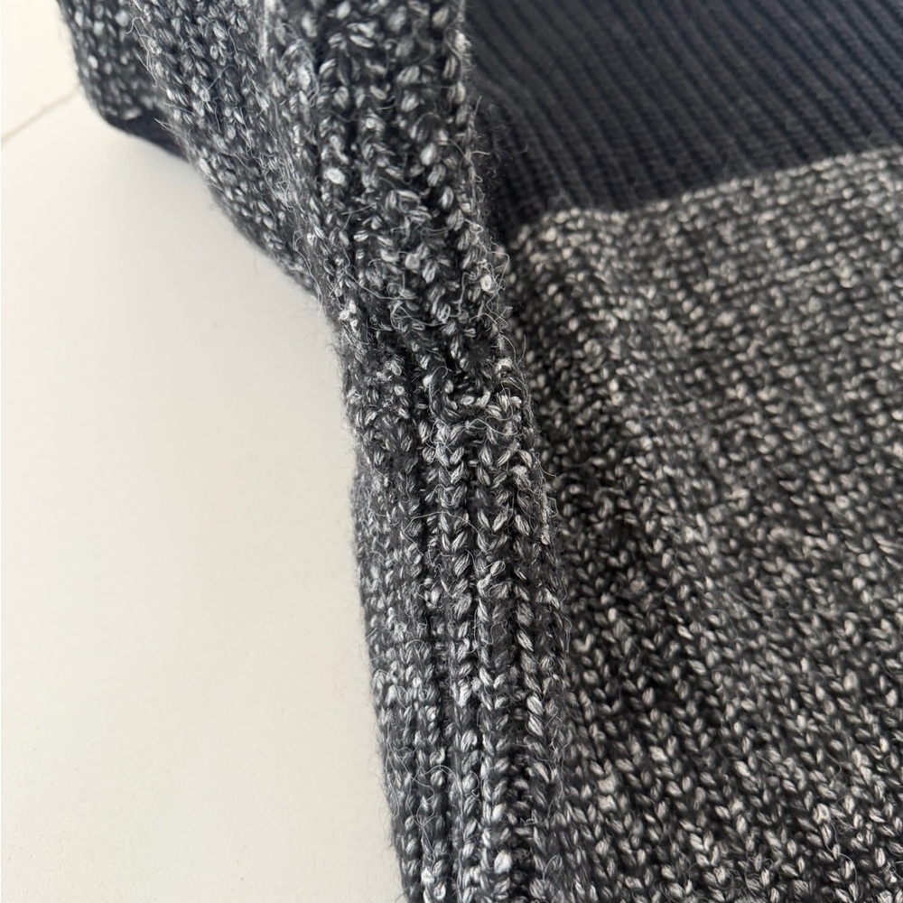 Varley black and grey Darwell sweater - Picture 10 of 14
